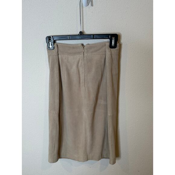 Ann Taylor leather pencil skirt size 8‎ - Picture 2 of 4
